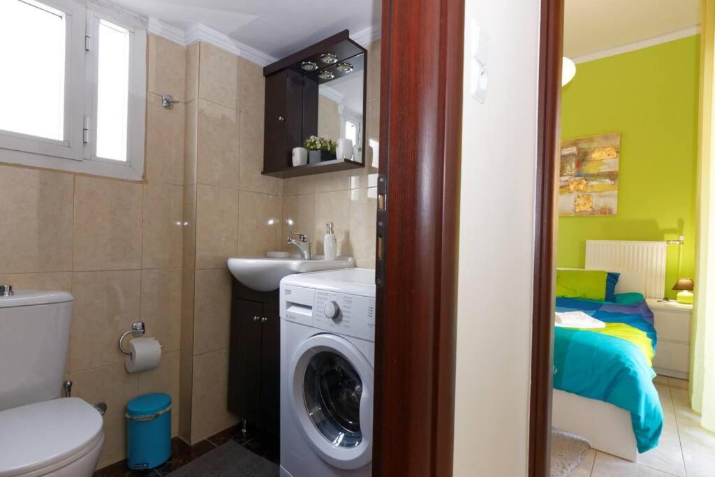 Apartament Big Terrace Near Metro And Athens Center Zewnętrze zdjęcie