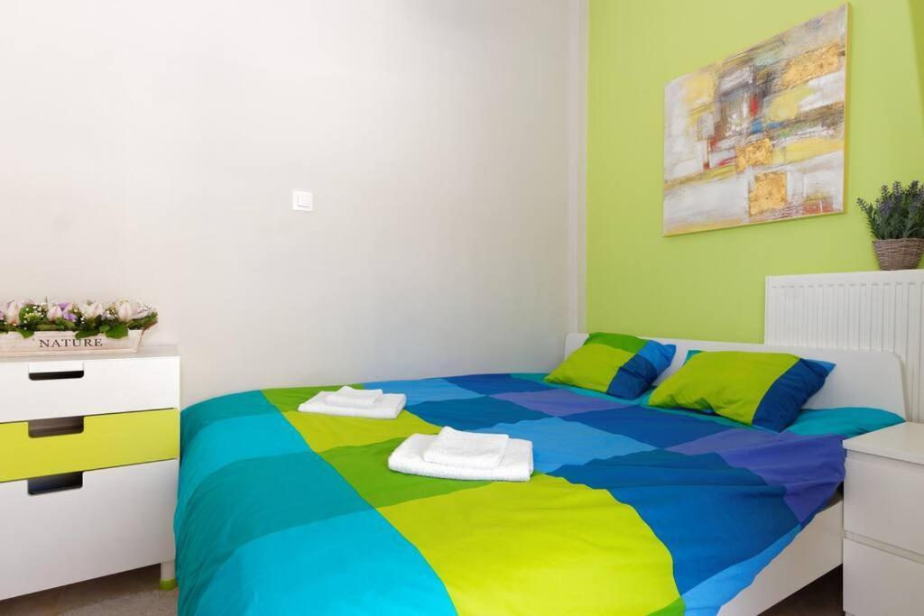 Apartament Big Terrace Near Metro And Athens Center Zewnętrze zdjęcie